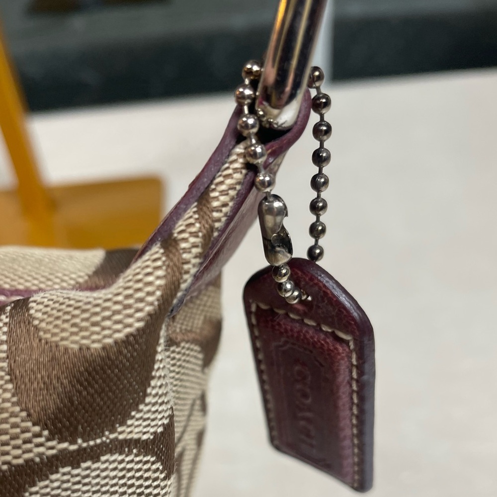 Coach Vintage Mini Hobo Bag in Signature Jacquard Canvas & Pink and Berry Suede - Picture 12 of 17